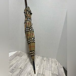 Vintage Burberry umbrella